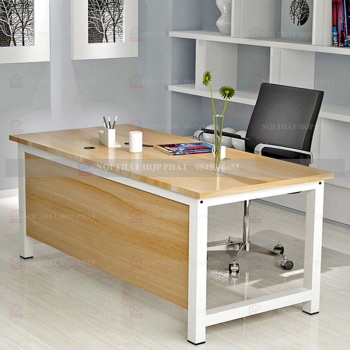 Bàn Làm Việc Chân Sắt BLVCS008 